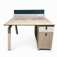 Poste de travail modulaire moderne pour 2 personnes, bureau face à face avec écran de séparation, prise de courant, armoire latérale verrouillable