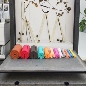 Outils professionnels de coiffure à froid pour salon de coiffure, comprenant des bigoudis en plastique, des élastiques à cheveux et des rouleaux à cheveux, vente en gros - Product Image 3