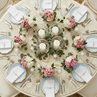 Assiettes à dîner élégantes en céramique bleue avec bordure dorée festonnée - Vaisselle de luxe pour mariage, banquet nuptial, décoration de table pour événements