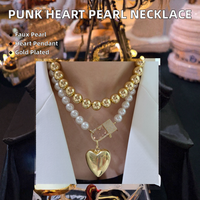 Collier tendance punk avec pendentif cœur en perles d'imitation et diamants exagérés, plaqué or, pour femme, idéal pour un anniversaire