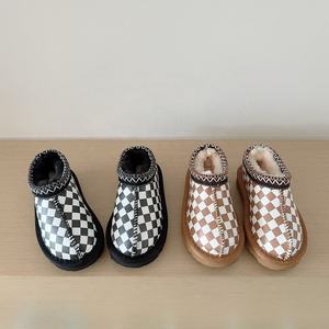 Nouveaux modèles de bottes <span class=keywords><strong>Uggs</strong></span> pour femmes, bottines en cuir, vente en gros, bottines décontractées en fourrure pour enfants, chaussures de mode chaudes pour filles, bottes de neige pour enfants - Product Image 5