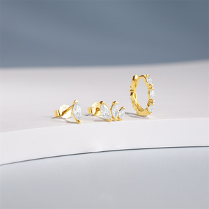 Juego de Aretes de Oro, Joyería de Moda, Aretes Geométricos con Zirconia en Forma de Ojo de Caballo para Chicas - Product Image 2