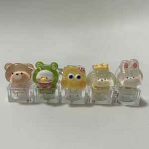 คีย์แคปใสลายการ์ตูนยอดฮิตใน TikTok ของเล่นคลายเครียดแบบกดได้ พวงกุญแจคีย์บอร์ด - Product Image 2