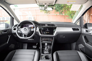 Promotion Exceptionnelle 2025 2026 Véhicules Chinois MPV Automatiques Économiques Luxe Volk-swagen <span class=keywords><strong>Touran</strong></span> L 7 Places SUV Essence Voitures Neuves et d'<span class=keywords><strong>Occasion</strong></span> à Vendre - Product Image 6