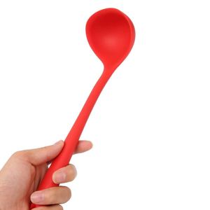 Louche à soupe en silicone résistante à la chaleur, compatible lave-vaisselle, avec manche à revêtement solide, sans BPA, qualité alimentaire, outil antiadhésif - Product Image 4
