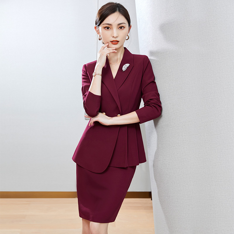 Wine red long sleeved suit+half skirt
