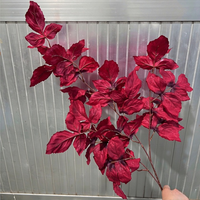 Feuilles artificielles en soie en gros, feuilles décoratives suspendues pour la décoration murale et de plafond pour mariages et événements