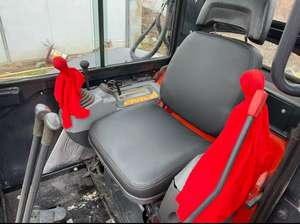 รถขุดขนาดเล็กมือสอง U35 พร้อมมอเตอร์ PLC ปั๊มไฮดรอลิก เกียร์บ็อกซ์ น้ำหนักใช้งาน 3.5 ตัน เครื่องยนต์ประสิทธิภาพสูง - Product Image 6