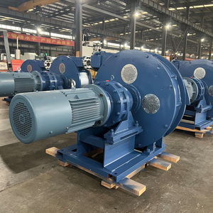 Pompe péristaltique industrielle à haut débit pour le traitement des eaux usées - Product Image 1