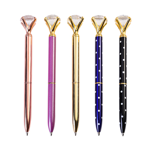 Lujo personalizado Logo <span class=keywords><strong>Crystal</strong></span> Crown Metal Big Diamond Bolígrafos Vip Gift <span class=keywords><strong>Pen</strong></span> con diamante en la parte superior - Product Image 6