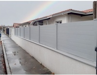 Panneau de clôture à persiennes en aluminium horizontal de style moderne personnalisé clôture à lamelles en aluminium de confidentialité avec cadre en alliage d'aluminium