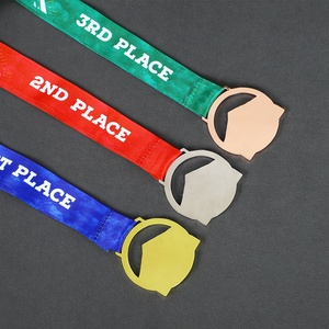 Medallas de Carreras Oro Plata Bronce Diseño Pirámide Montaña Efecto Hueco 1er 2do 3er Lugar Cintas para la <span class=keywords><strong>Gran</strong></span> Carrera de la Pirámide - Product Image 4