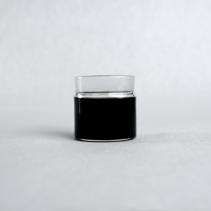 Huile Essentielle Pure de Bois de Santal Type Indien d'Est Santalum Album, Crémeuse, Boisée, Longue Durée, pour Parfums de Luxe - Product Image 1