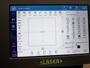 เครื่องเลเซอร์มาร์กกิ้งแบบพกพาขนาดเล็ก น้ำหนักเบา 20W 30W สำหรับสลักโลหะ พลาสติก <span class=keywords><strong>ปากกา</strong></span> ทอง เงิน เครื่องประดับ <span class=keywords><strong>ราคา</strong></span> - Product Image 5