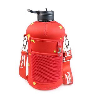 Chai Nước 2,2L Half Gallon Có Ống Bọc Và Nắp Đậy Bằng Ống Hút BPA Hộp Đựng Đồ Uống Lớn Có Thể Tái Sử Dụng Miễn Phí Có Tay Cầm Lớn - Product Image 5