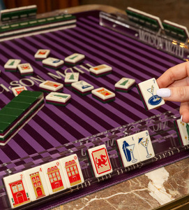 Jeu de tuiles de mahjong américain inspiré de <span class=keywords><strong>New</strong></span> <span class=keywords><strong>York</strong></span>, peintes à la main, vertes, 162 pièces, en acrylique gravé, tuiles de mahjong de luxe Empire State - Product Image 5