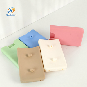 เคสซิลิโคนป้องกันโทรศัพท์มือถือ สีและรูปทรงตามสั่ง วัสดุยาง - Product Image 1