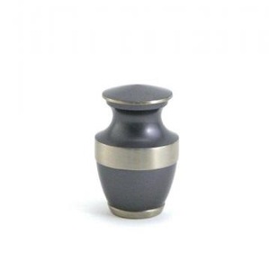 Vente chaude de haute qualité fabriqué à la main prêt à expédier souvenir de crémation en laiton pour les restes humains - Product Image 3