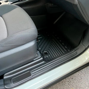 Precio al por mayor, nuevo diseño, alfombras decorativas de TPE de alta calidad para todo tipo de clima para <span class=keywords><strong>Toyota</strong></span> <span class=keywords><strong>Corolla</strong></span> <span class=keywords><strong>Cross</strong></span> <span class=keywords><strong>2022</strong></span>-on - Product Image 3