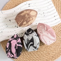 Éponge de maquillage géante à quatre sections pour mélange de couleurs, éponge de beauté Alien bicolore, houppette pour poudre, utilisation humide et sèche