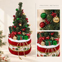 Sapin de Noël artificiel décoré de 60 cm (23,6 pouces) sur base tambour en velours rouge avec ornements cadeaux, décoration de maison pour les fêtes