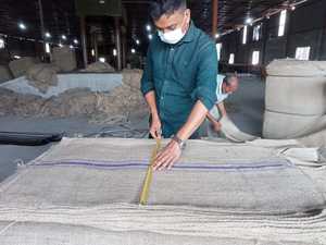 ถุงปอกระเจาที่เป็นมิตรต่อสิ่งแวดล้อม50กก. พร้อมลวดลายดิบบรรจุภัณฑ์แบบสั่งทำจากบังคลาเทศ - Product Image 2