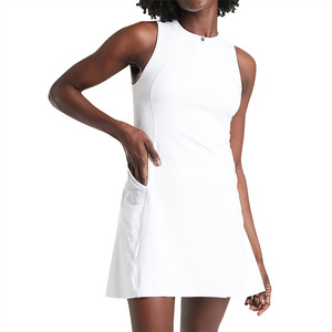 MIQI Vêtements athlétiques pour femmes Vêtements de tennis Robe de golf Pickleball à séchage rapide Robe de tennis 2 en 1 avec fermeture éclair - Product Image 4