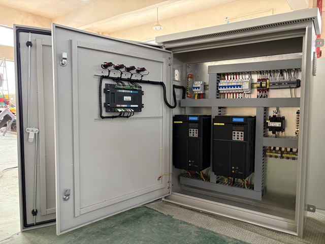 Smart Automatic Dual Pump VFD Controller Board 380V with Inovance VFD Panel for Water Sewage Pump System