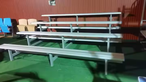 Venta <span class=keywords><strong>directa</strong></span> de fábrica Gradas de aluminio movibles Gradas de cancha de baloncesto Gradas 3 filas Sillas de estadio Blanqueadora con asientos - Product Image 5