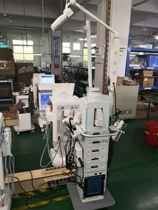 Máquina de Belleza Facial Multifunción 2024z 19 en 1 para Limpieza Facial con Frío y Calor, Lámpara de Aumento y Detector de Piel - Product Image 6