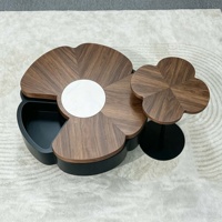 Table basse en forme de pétale, style médiéval, finition grain de noyer, plateau pivotant, rangement dissimulé, fabriquée au Guangdong, idéale pour les petits espaces, très populaire sur internet