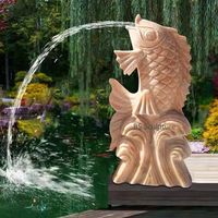 Fontaine d'eau en pierre pour jardin extérieur, sculpture de carpe en marbre sculptée à la main pour la décoration de bassin paysager