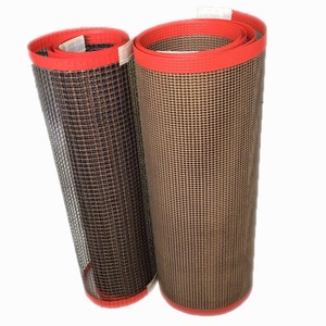 Banda de malla de plástico PP enrollable y duradera, resistente al calor, recubierta de PVC, para transportadores abiertos de fibra de vidrio en plantas. - Product Image 4