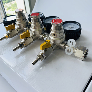 Doble de <span class=keywords><strong>CO2</strong></span> cerveza regulador de presión CGA-320 <span class=keywords><strong>CO2</strong></span> tanque cerveza regulador de válvula de alivio de cerveza - Product Image 4