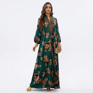 Abito Lungo Abaya Floreale Ricamato da Donna, Kaftan Modesto in Poliestere, Taglia Unica per Abbigliamento Islamico <span class=keywords><strong>Arabo</strong></span> alla Moda - Product Image 1