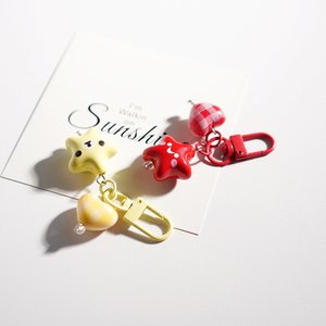 Porte-clés en résine en forme d'étoile mignonne en gros, porte-clés cœur pour filles, accessoires de sac à dos, étui pour écouteurs, pendentifs, cadeaux créatifs pour couples - Product Image 2