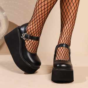 รองเท้าส้นเตารีดแบบสวม ปลายมน ทรงเซ็กซี่ สำหรับผู้หญิง ฤดูใบไม้ร่วง พื้นหนา สไตล์เรโทร ไซส์ใหญ่พิเศษ เบอร์ 42 - Product Image 3