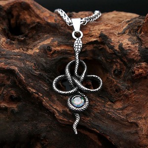 yunnique Collier pour homme en argent tibétain avec pendentif serpent gothique, chaîne de 60 cm, serti clos, cadeau, chaîne de pull tendance - Product Image 2