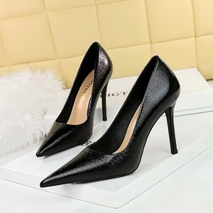 Chaussures de mariage pour femmes 2024, talons hauts à bout pointu, 7 cm et 10 cm - Product Image 3