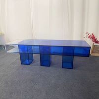Moderner Blauer Acryl-Couchtisch mit Farbverlauf, Rechteckiger Ombre-Mitteltisch, Minimalistisches Möbelstück für Wohnzimmer und Hotel