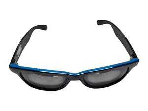 Vente en gros de lunettes de soleil UV400 Lunettes à la mode multifonctionnelles et multicolores pour l'extérieur et les voyages - Product Image 4