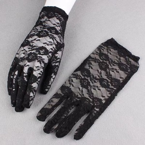 2024 nouvelles femmes gants de mariage accessoires crème solaire dentelle gants minces gants transparents pour dame de chine - Product Image 1