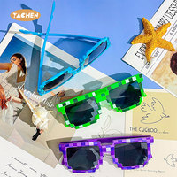 YACHEN Lunettes de soleil rétro gamer en forme de cœur pour adultes, couleurs assorties, en PC, portables, pour fêtes et anniversaires