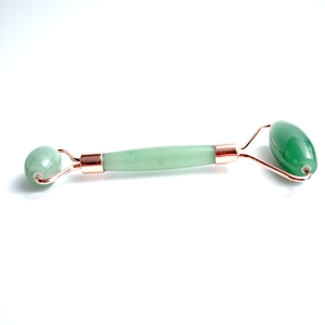 Meilleure Vente Gravure Laser Logo Pas de <span class=keywords><strong>Bruit</strong></span> Aventurine Vert Naturel Véritable Vert Jade Rouleau Pour SPA - Product Image 4