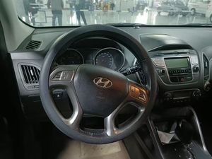 <span class=keywords><strong>Hyundai</strong></span> Ix35 d'<span class=keywords><strong>occasion</strong></span> 2013 2.0L FWD 92 #   SUV d'<span class=keywords><strong>occasion</strong></span> à essence, norme d'émission chinoise IV, pour l'Afrique, le Moyen-Orient et l'Asie du Sud-Est - Product Image 5