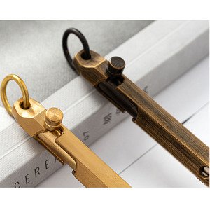 Шариковая ручка с отверстием - Product Image 3