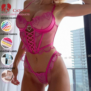 Set di Biancheria Intima Femminile a 2 Pezzi con Ricamo 'Love', Corsetto Trasparente in Rete, Reggiseno e Mutandine Sexy Rosa per Donne - Product Image 1