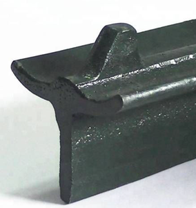 Poste de valla en forma de T de acero con barra en T galvanizada de estilo australiano, edificio exterior de bajo mantenimiento con marco pintado y forma de panel - Product Image 1