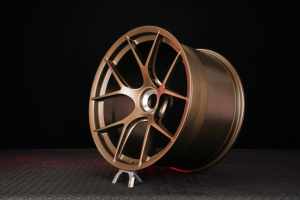 Jantes forgées sur mesure 21-22 pouces |   Haute résistance, poli, SAE J2530 pour berlines de luxe, voitures de direction et limousines haut de gamme - Product Image 4