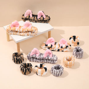 Anpassbare Spa-Gesichts-Stirnbänder und Armband-Set, Frottee-Handtücher Stirnbänder Niedliche Katzenohren-Haarbänder mit Armbändern für Frauen - Product Image 1